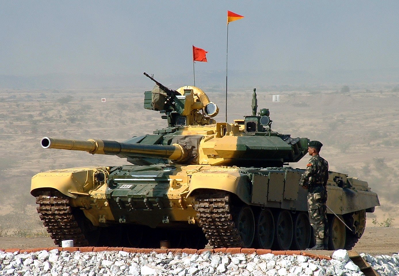 中国向巴铁支援坦克杀手锏，印媒无奈为何自己没有中国这样的兄弟