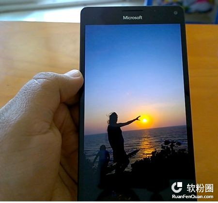 Win10旗舰机Lumia 950 XL详尽测评：显示信息实际效果/音频视频播放视频