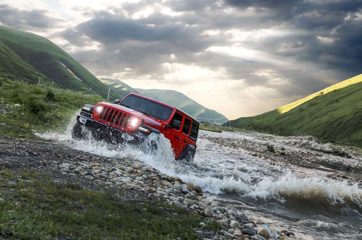 "润华jeep寒亭店" 牧马人4xe 53.49万起现车充足