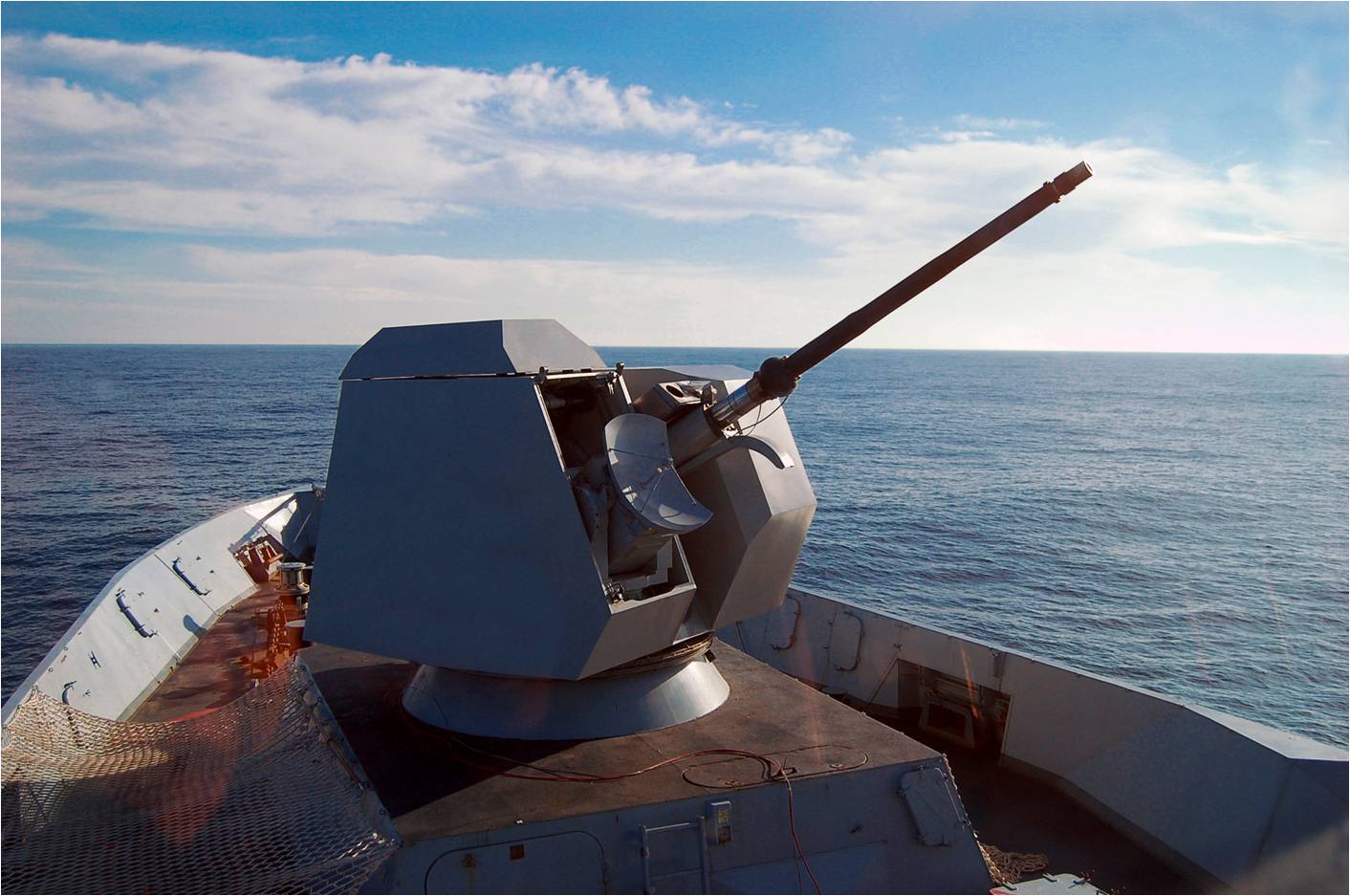 国产76毫米舰炮图片