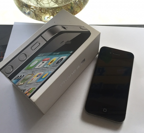 200元购到一款iPhone4s！只求刷回iOS6系统！