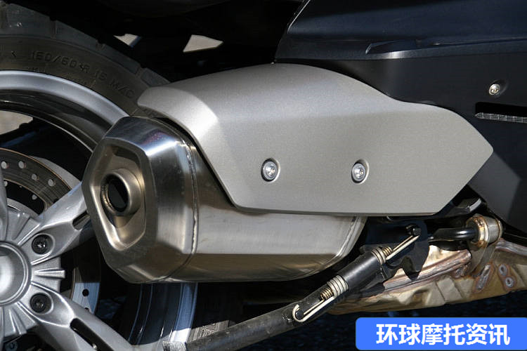 游走都市的豪华宝马：C650GT摩托车
