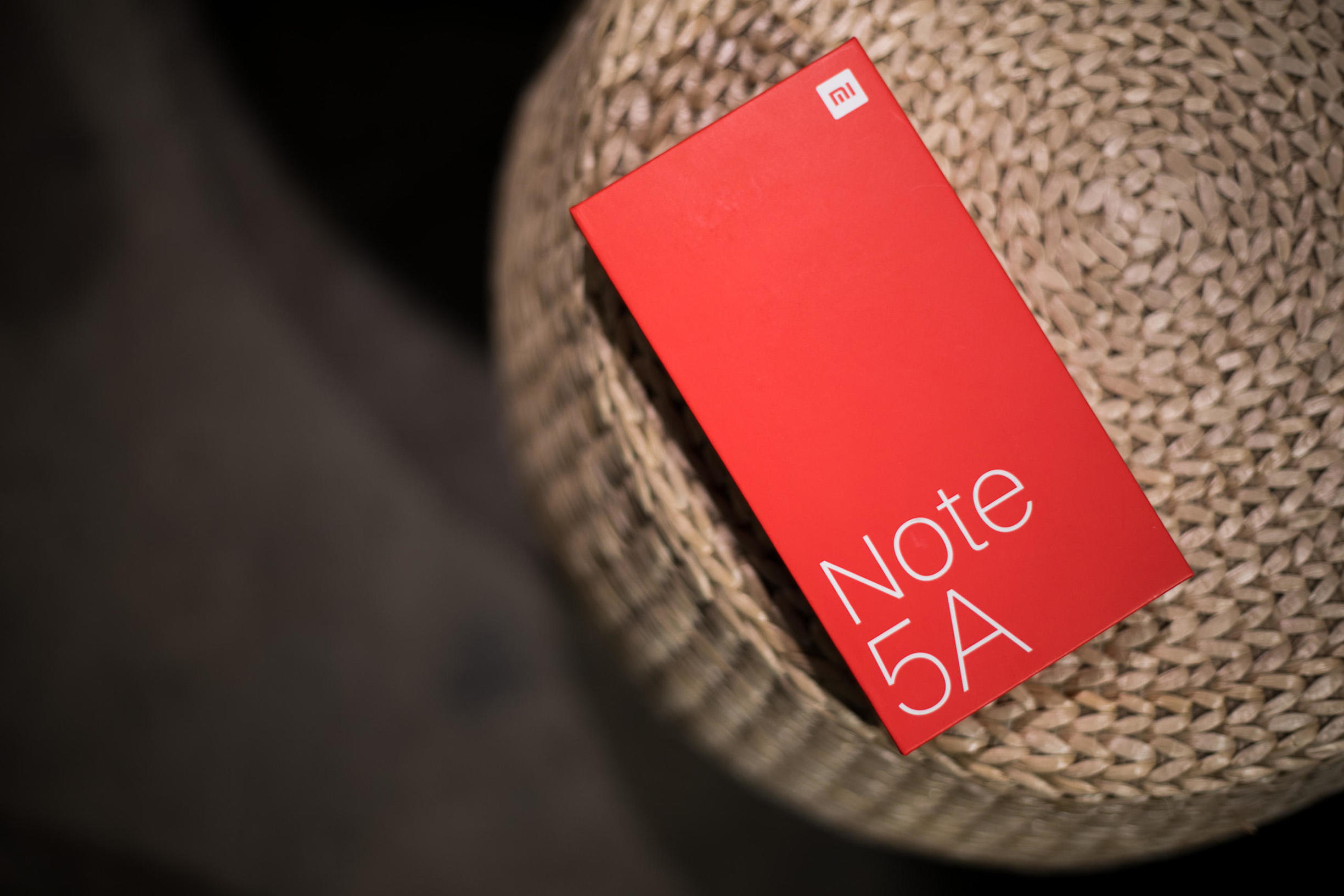 红米noteNote5A测评：整体实力强大的百元机，也有柔光灯自拍照
