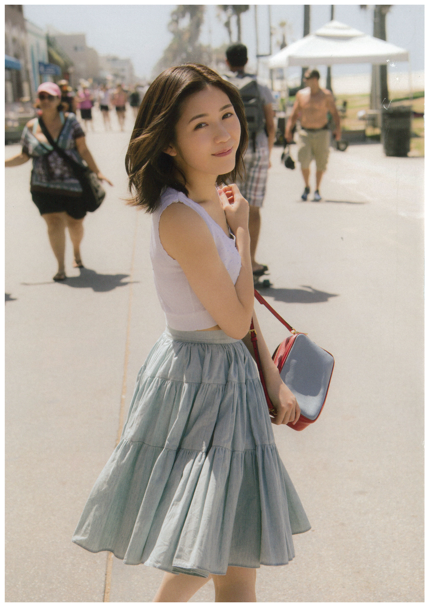 图文 高清壁纸渡边麻友做你的女朋友好不好 渡边麻友蓝光壁纸 Www Bagua5 Net