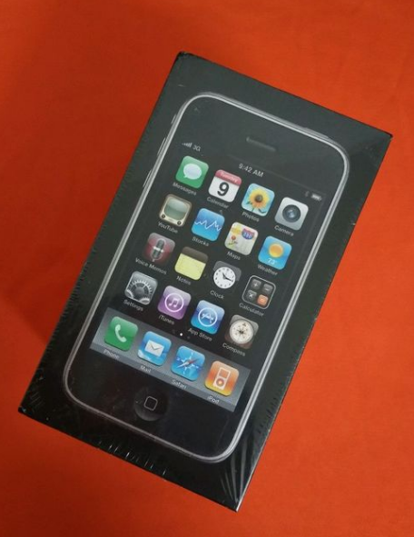 又一款情结机，全新升级未激活的iPhone3GS要是1488元，你买不买！