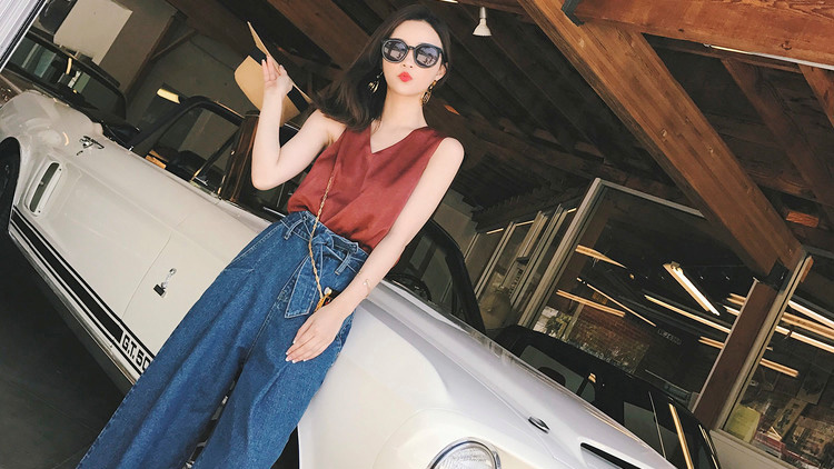 原创高端女装定制，彰显女性独立自信