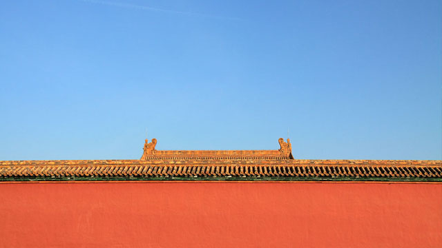 故宫明明是红墙，为什么叫“紫”禁城？