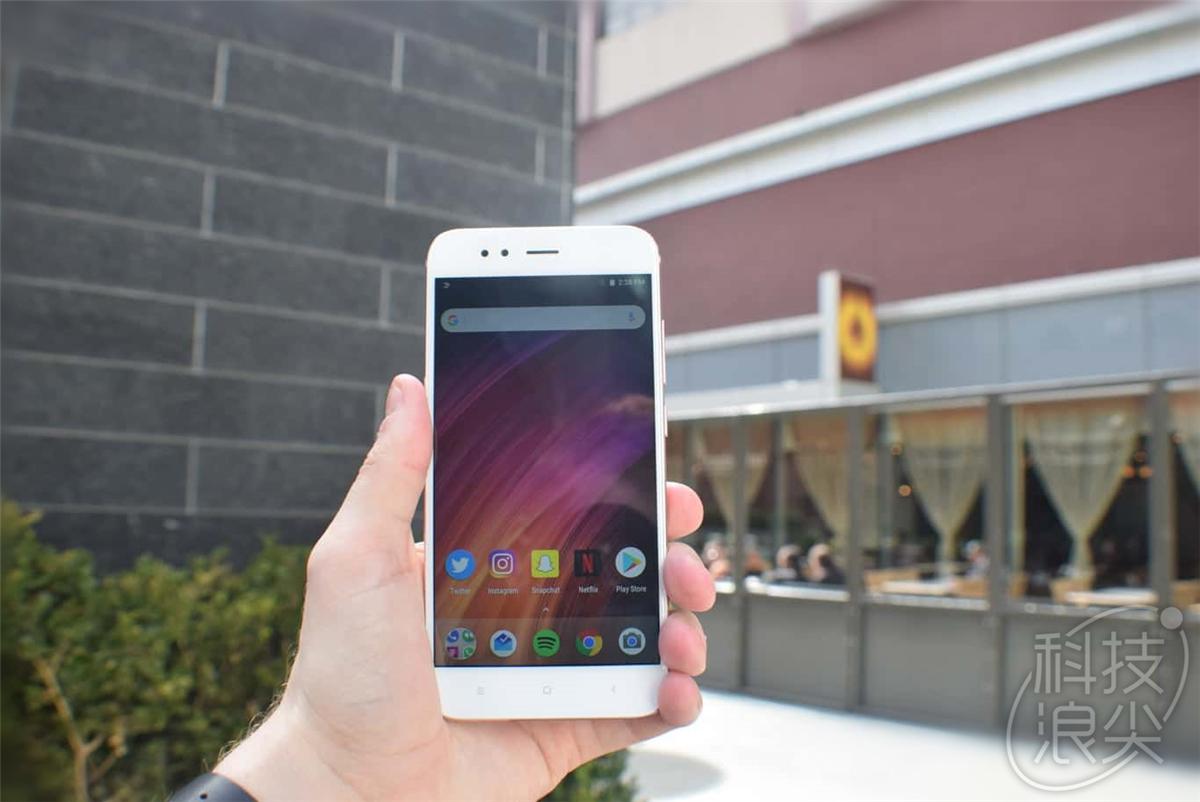 权威性外国媒体评比最好Android One机器设备——小米手机A1