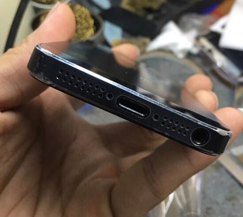 259下手史上最牛短壽的iPhone，也是掉漆的開山鼻祖！