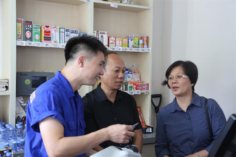 蔣連生廳長到南寧市就進(jìn)一步加強(qiáng)散裝汽油和二手車銷售管控工作開展調(diào)研