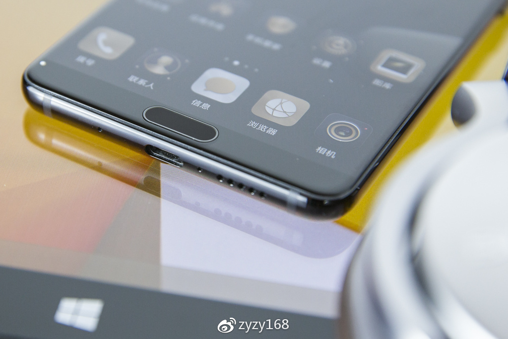 中国发行版HUAWEi Mate 10入门测评，3899到8999元系列产品都认知