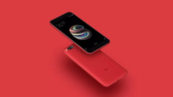 这可能是现阶段最好看的红米手机 鲜红色纪念版小米5X将要发售
