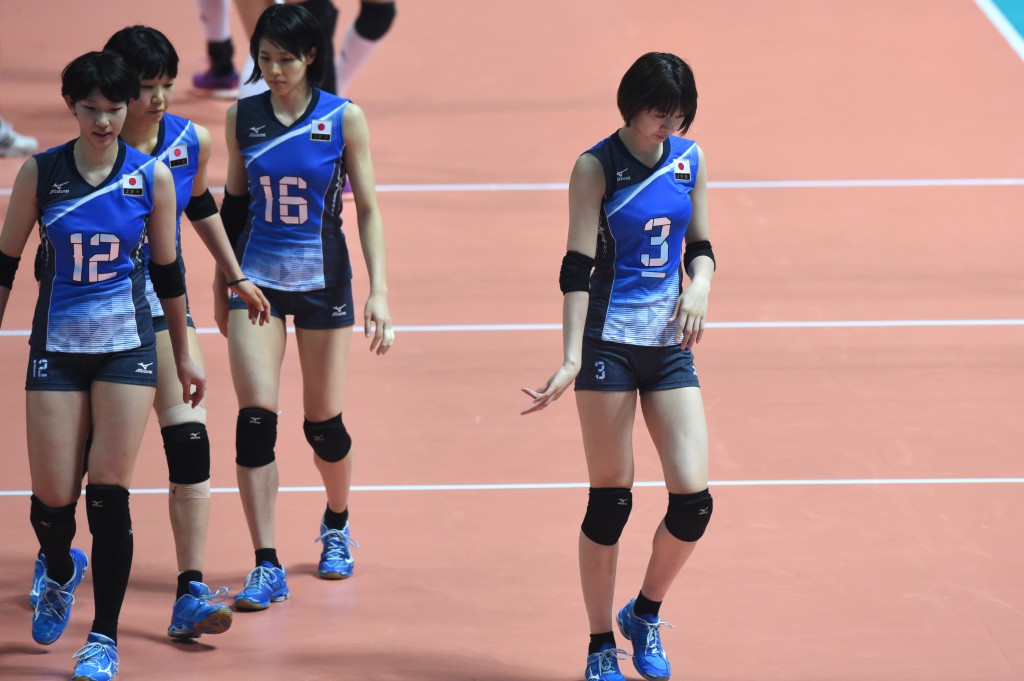 排球——女排精英赛：中国胜日本