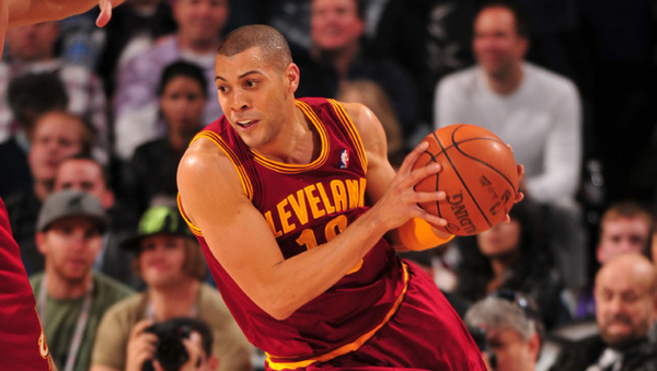 nba18号是哪些人(nba穿18号球衣最杰出的5大球星,禅师领衔榜单,绿衫军