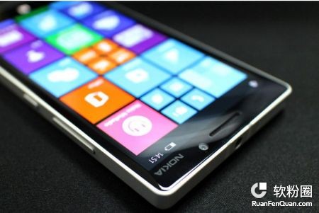 不僅Lumia650，聚碳酸 金屬材料外殼設(shè)計(jì)方案Lumia手機(jī)上回望