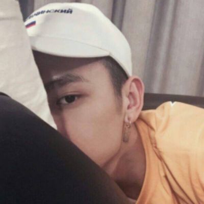 男生霸气侧脸高清头像图片