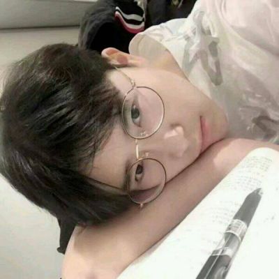 男生霸气侧脸高清头像图片