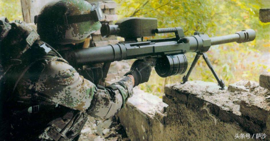 狙击步枪和榴弹发射器的极佳组成：中国人民解放军LG5单兵榴弹发射器