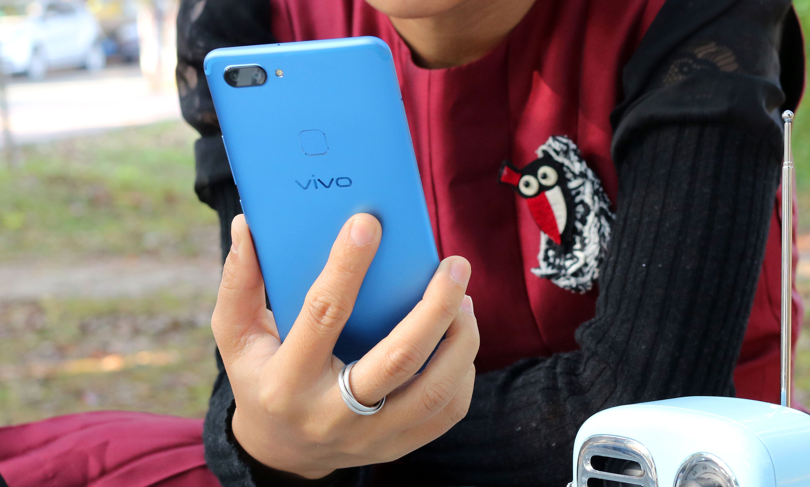 欲比天上试媲美！vivo X20 蓝版入门