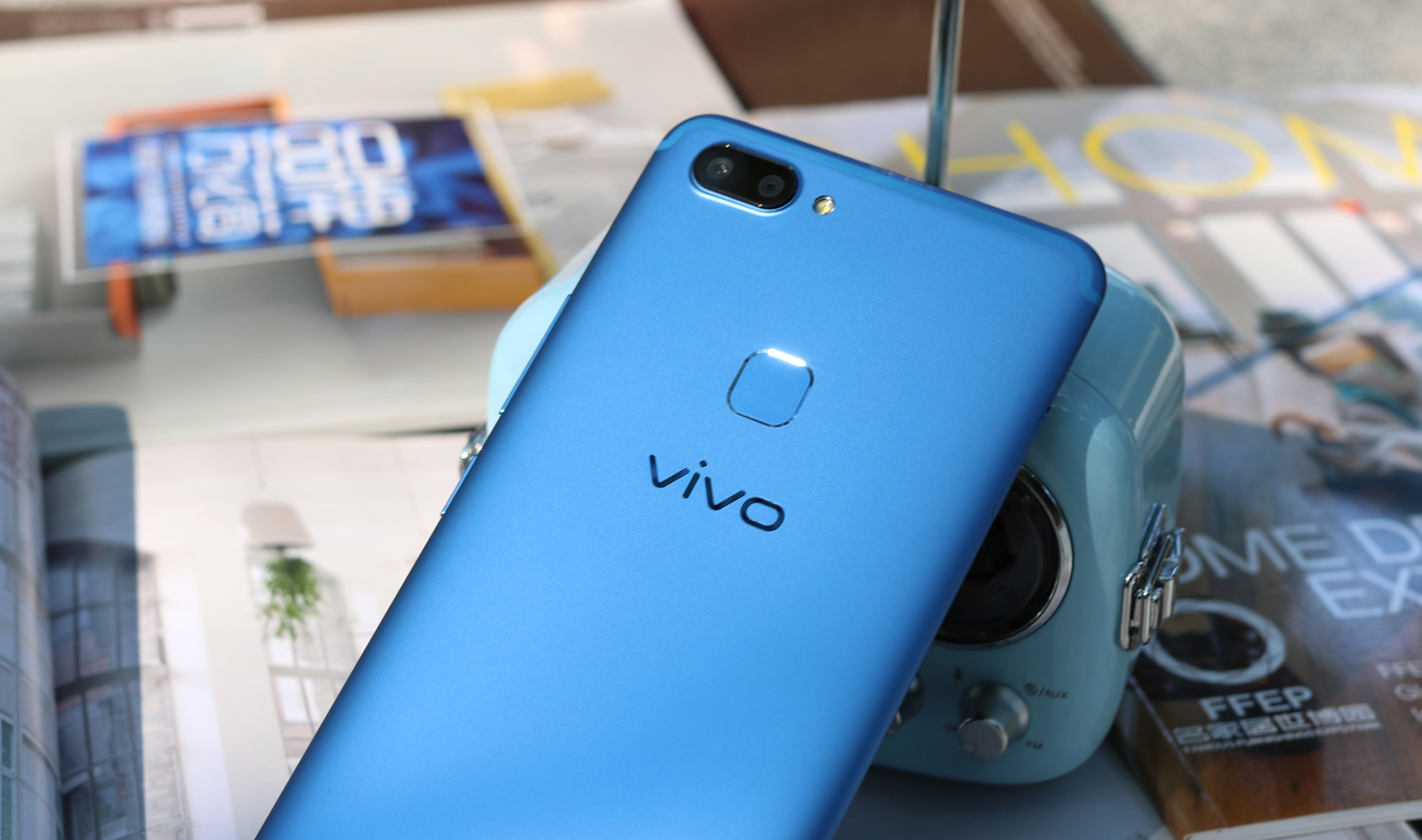 欲比天上试媲美！vivo X20 蓝版入门