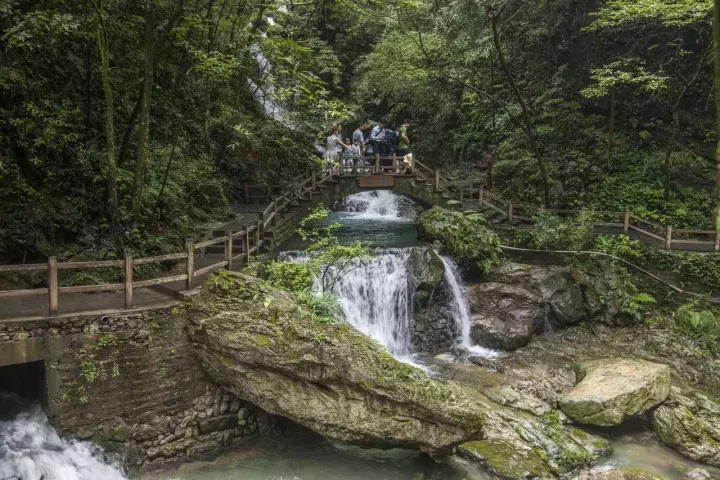 重庆所有的5A级和4A级景区都在这里了，走，一个个玩遍！
