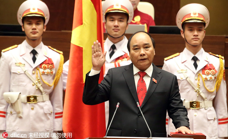 阮春福正式宣誓就任越南总理