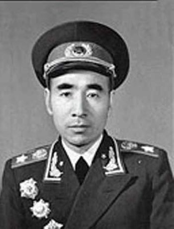 朝战选将毛周第一选择还是林彪，边防军他带最放心背后有重要原因