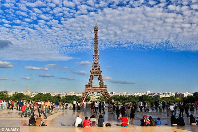 巴黎恐怖事件又如何？法国游客量不减反增