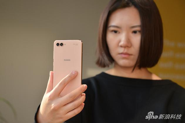 HUAWEI nova 2s评测：前后双摄展示你的美