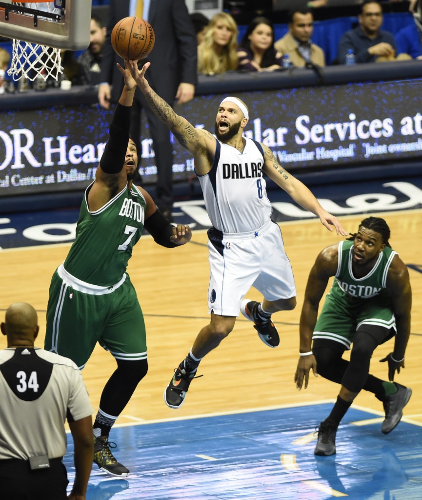 小牛vs凯尔特人录像(NBA－－小牛胜凯尔特人)