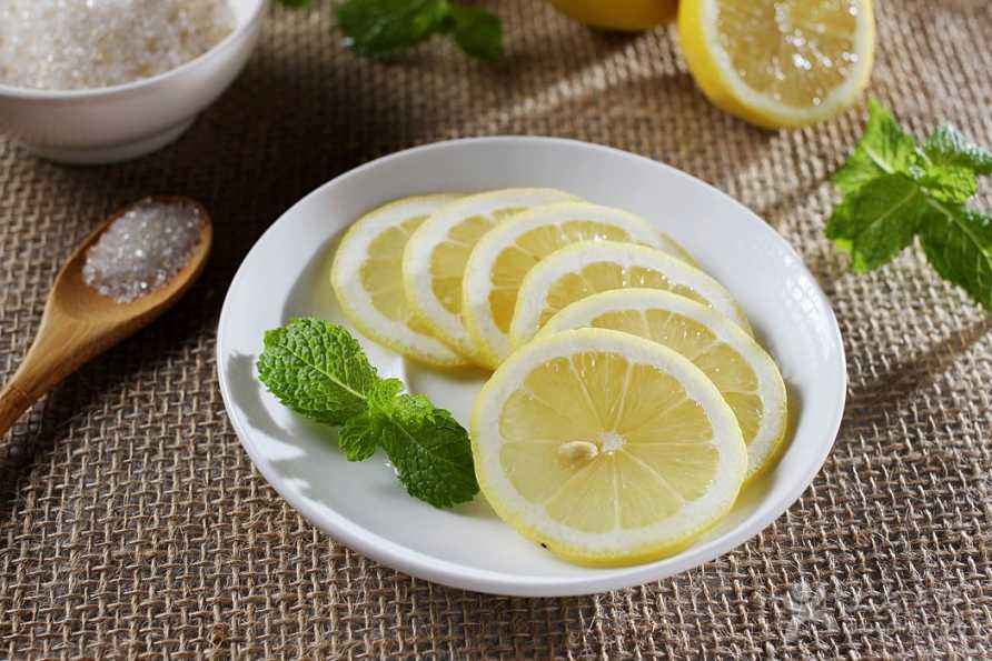 分享：柠檬片泡水的技巧与方法，速收藏！