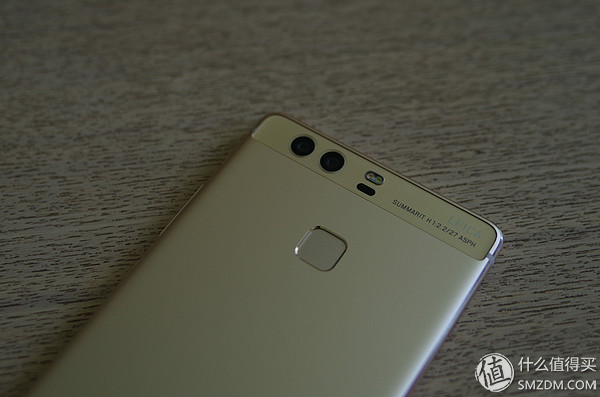 美丽的外表，掩盖不住众多槽点：HUAWEI 华为 P9流光金 简单开箱