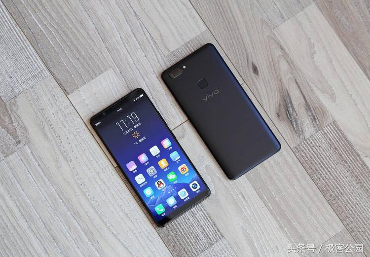 vivo X20 Plus 图赏：更大的全面屏手机，更强的背光照相