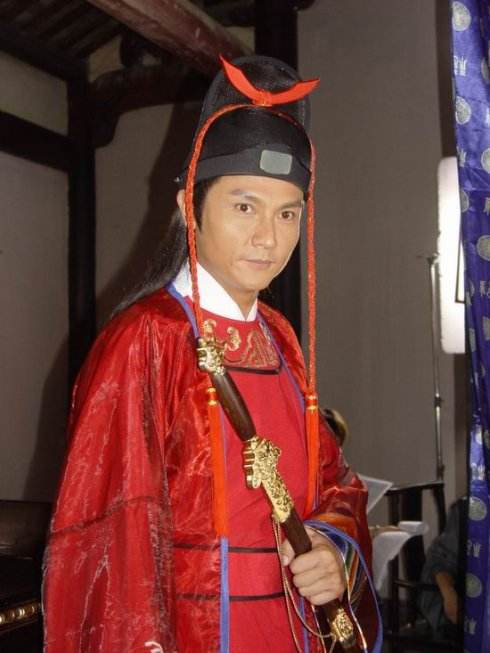 展昭谁演的（一文了解出演过展昭的男明星）