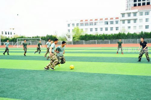 庆阳消防支队丰富党团组织生活开展足球比赛