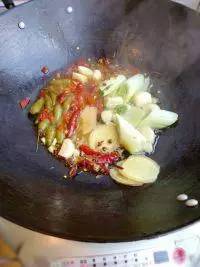 重庆特产传说（106）丨勾起乡愁的，不过一碗酸菜鱼