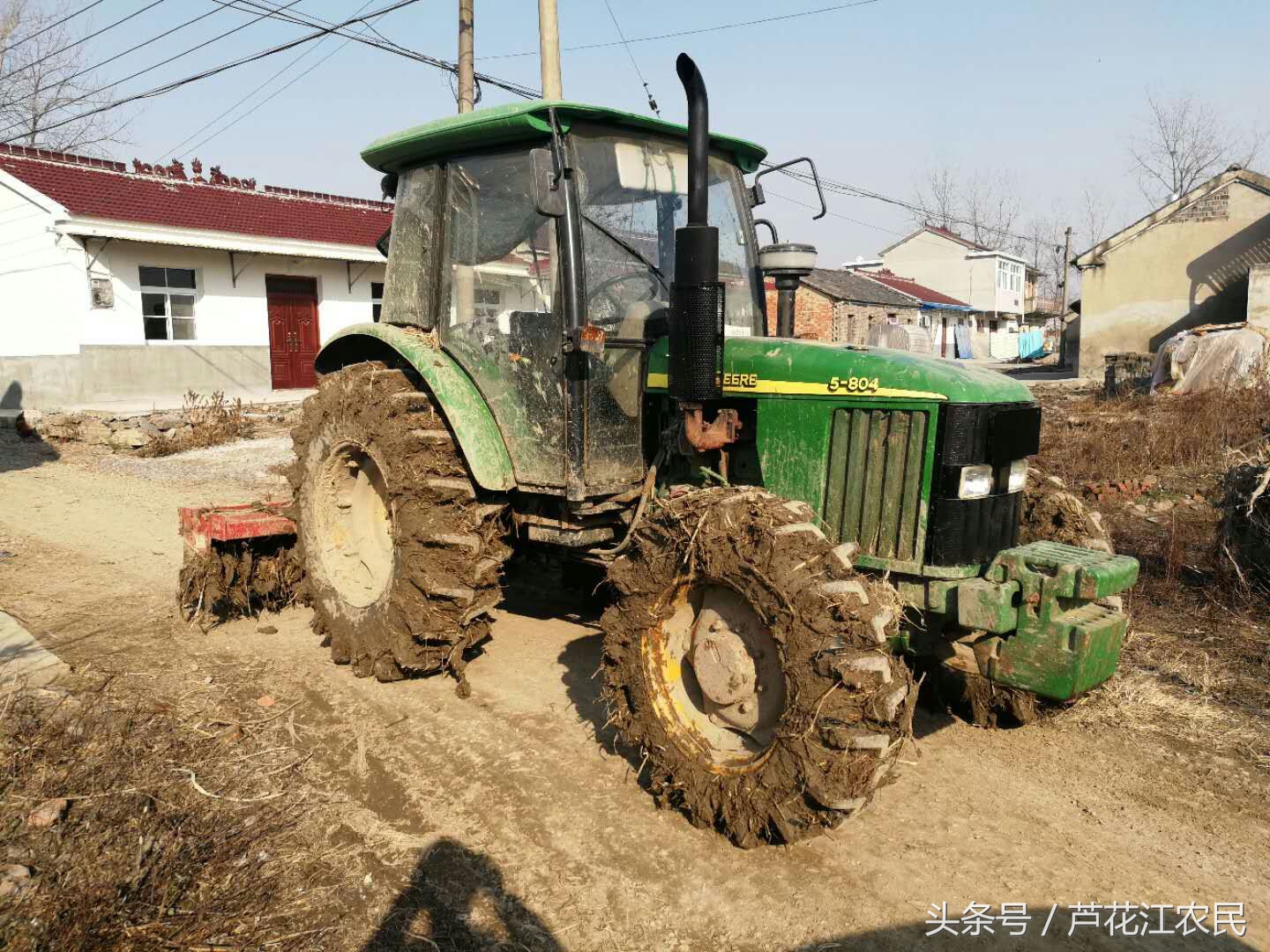 13年的迪爾5—804拖拉機(jī)，現(xiàn)在二手車的行情能賣多少錢了？