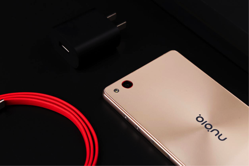 无一颗物理按键的奇葩手机：nubia Z9 Max精英版详评