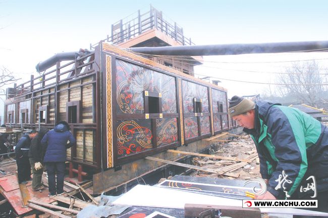 荆州东门景区《刘备招亲》“婚船”春节前完工