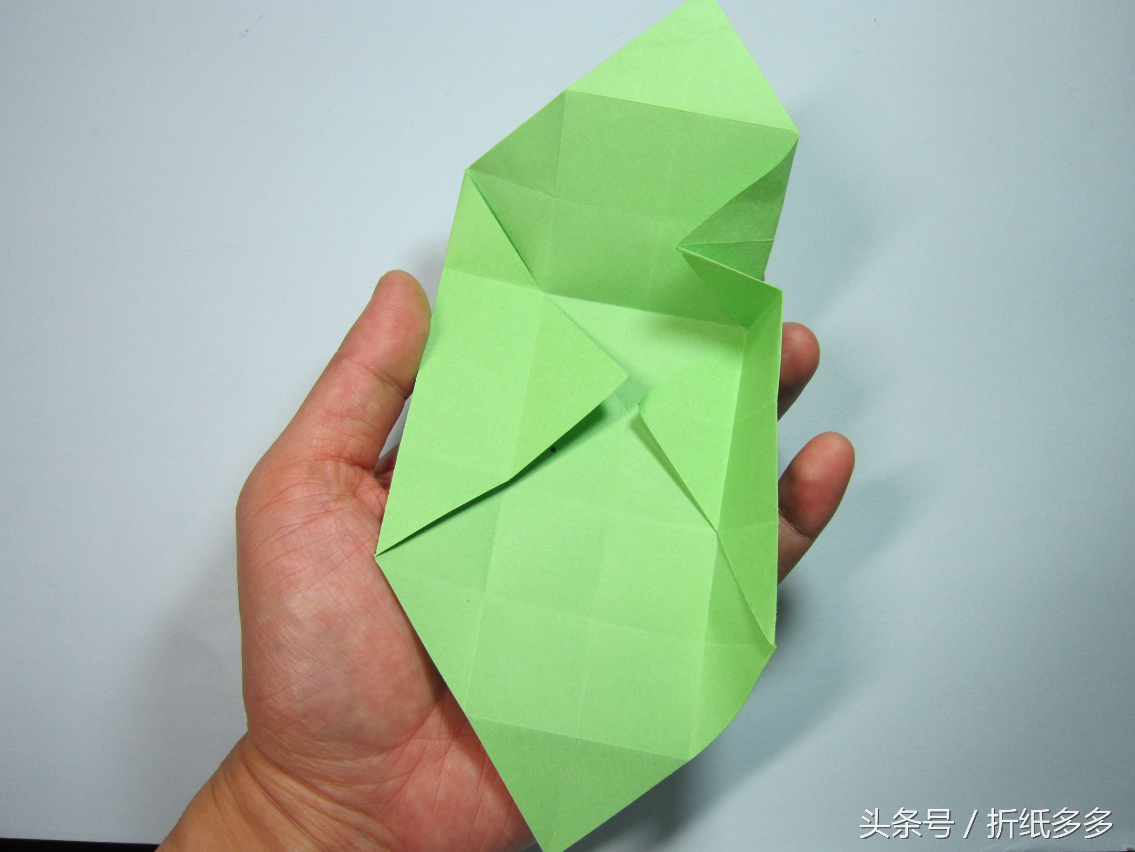 收纳盒怎么折(简单几步教你折出收纳盒子)