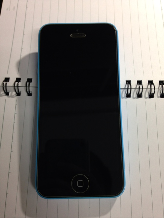 三百塊入手iPhone 5c，想不到這款塑膠手機上的長相這般之高！