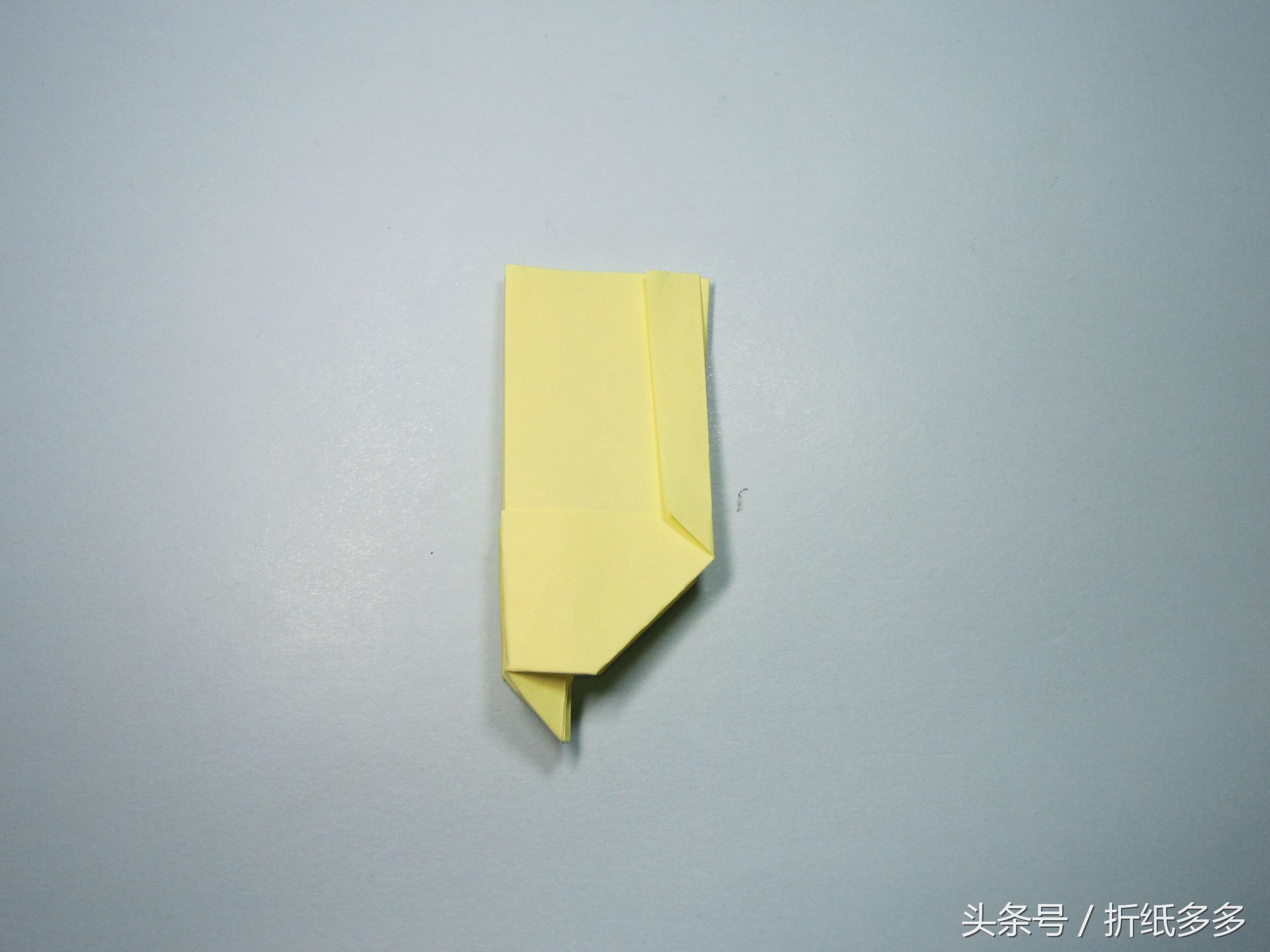 折纸飞得久的飞机步骤图解 2分钟学会简单的纸飞机折纸教程