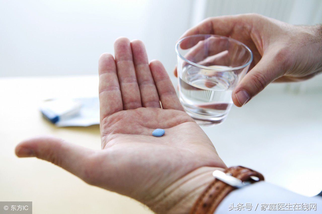 为什么经常笑的人，也会得抑郁症？5个方法治疗微笑抑郁症
