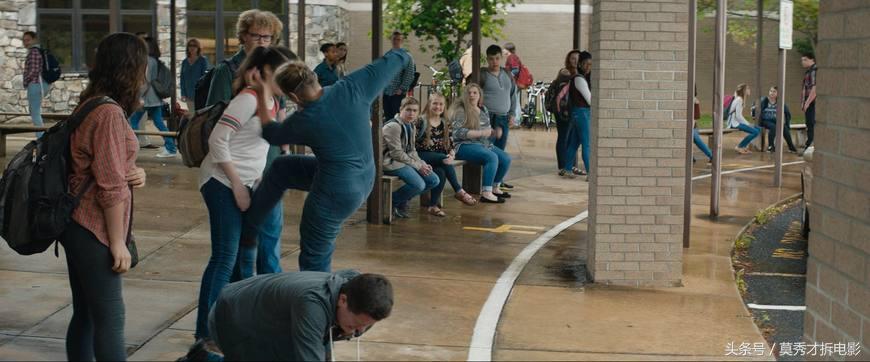 Oscar 9 strong box-office a list of names posted up: " honest engraves Er to overcome " row the first, the 5th is bear the palm big popular