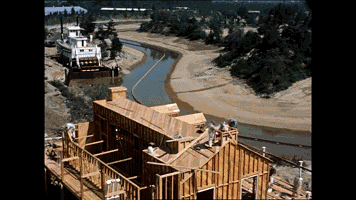 原来上海迪士尼是用集成建筑盖的，钢结构是它的核心