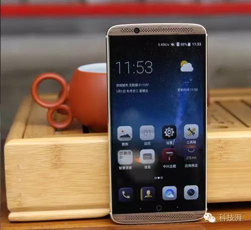 zte中興AXON天機 7公布 倆個人的一臺“高檔”戲