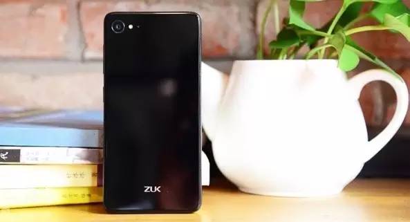 1799 ZUK820小旗舰级Z2公布，也是PPT？如何看都像锤头~~