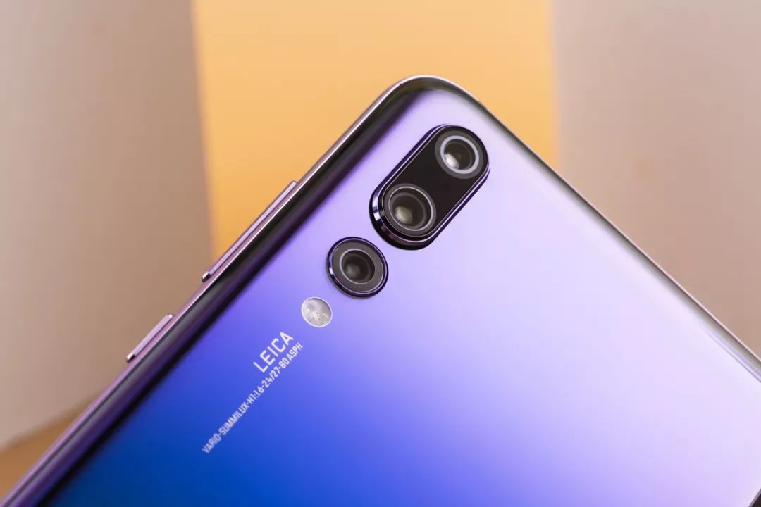 高新科技与造型艺术，HUAWEI P20系列产品中国发行版拆箱感受