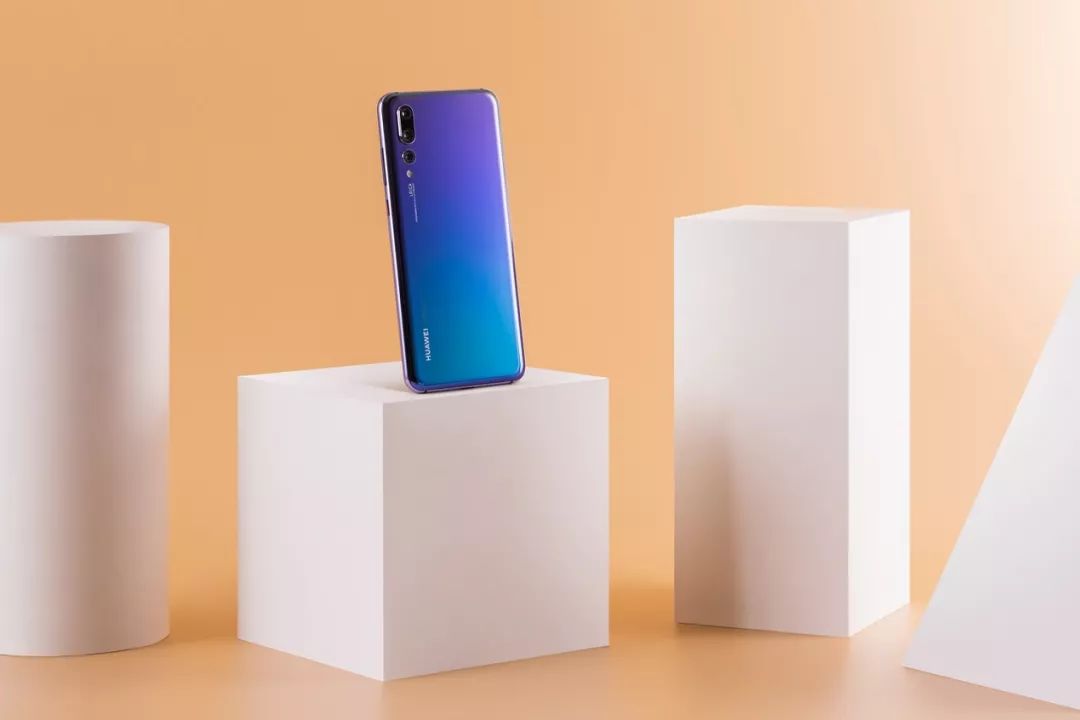 高新科技与造型艺术，HUAWEI P20系列产品中国发行版拆箱感受