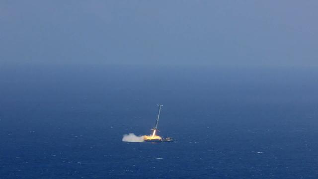为什么 SpaceX 的猎鹰九号火箭要在海上回收？